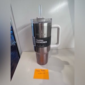 Stanley Travel Quencher 40 ounce Champagne Ombré